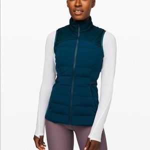 NWT lululemon Down for It All Vest - Night Diver